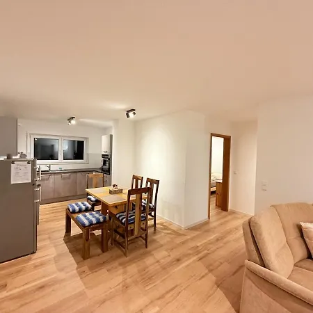 Casa Grande - 4 Rooms, Balcony, Up To 6 Guests